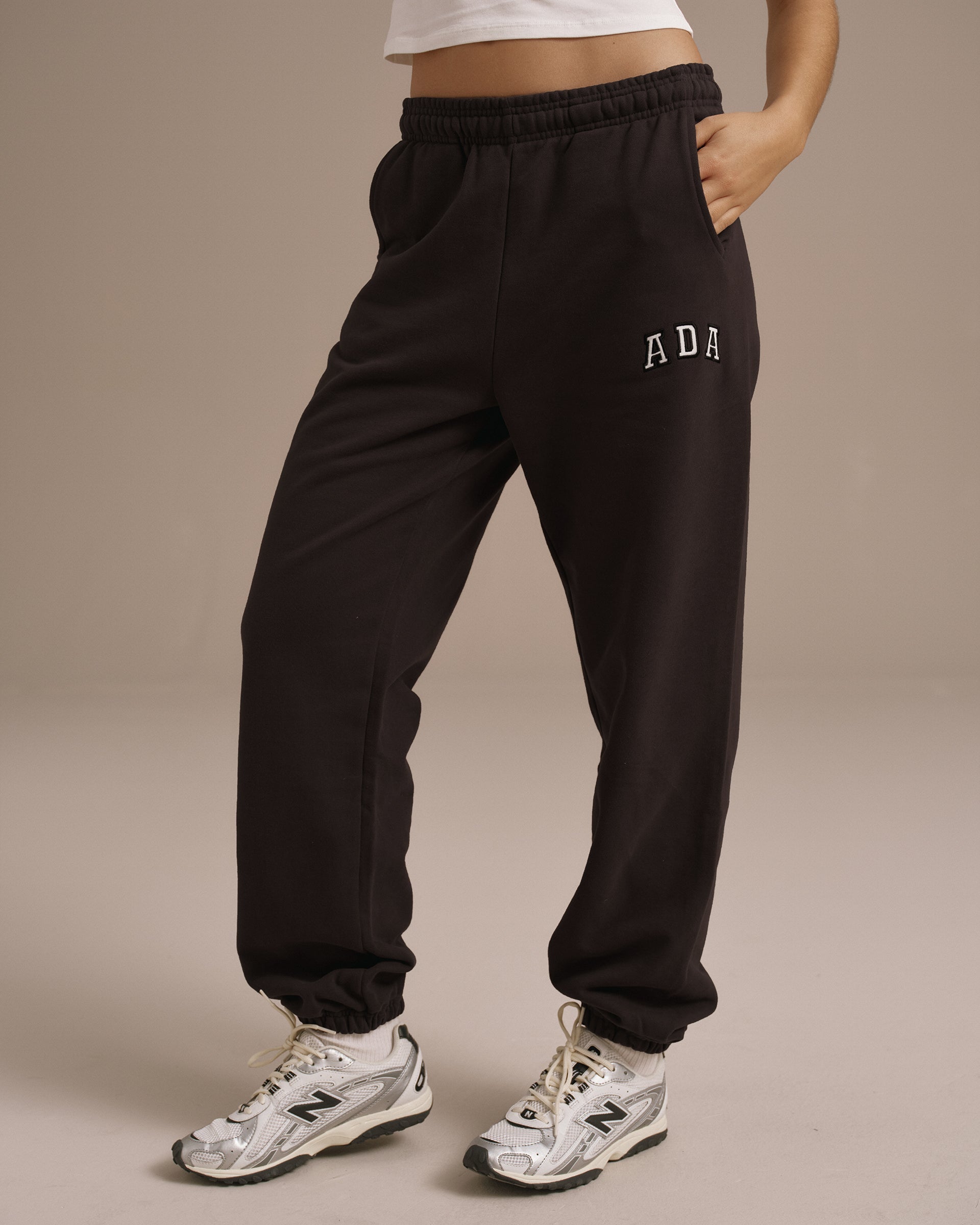 ADA Sweatpants - Coffee Bean
